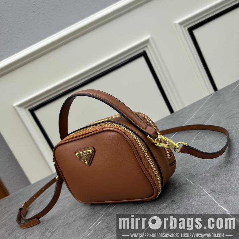 Prada Bags Prada 1BH203 18.5x13x6.5cm ss1
