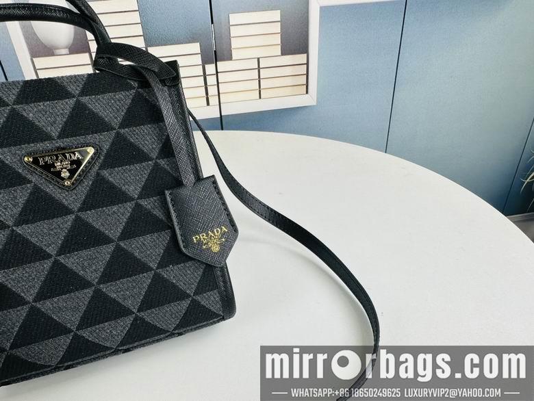 Prada Bags 23140 17X18X6cm XMY 2colour
