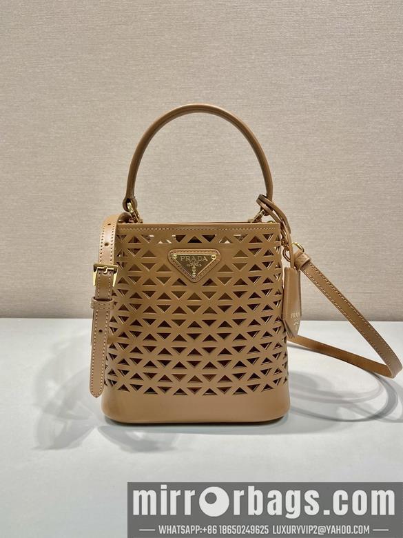 Prada Bags Prada 1BA217 17x18x10.5cm AP