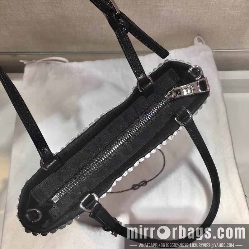 Prada Bags 1N6608 18x20cm ap 14