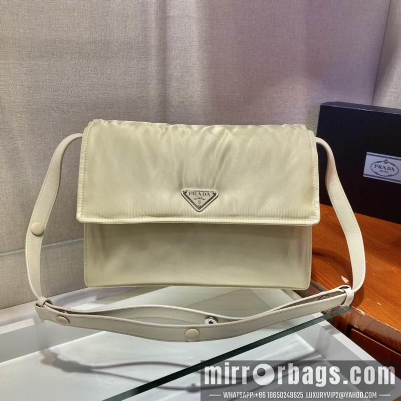 Prada Bags Re-Nylon 1BD255 30x21.5x12cm ap 09