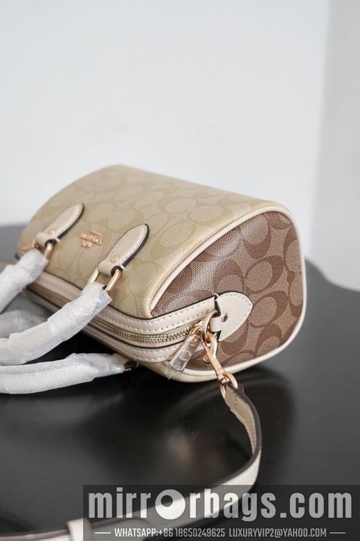 Coach Bags 041405 AZ 2