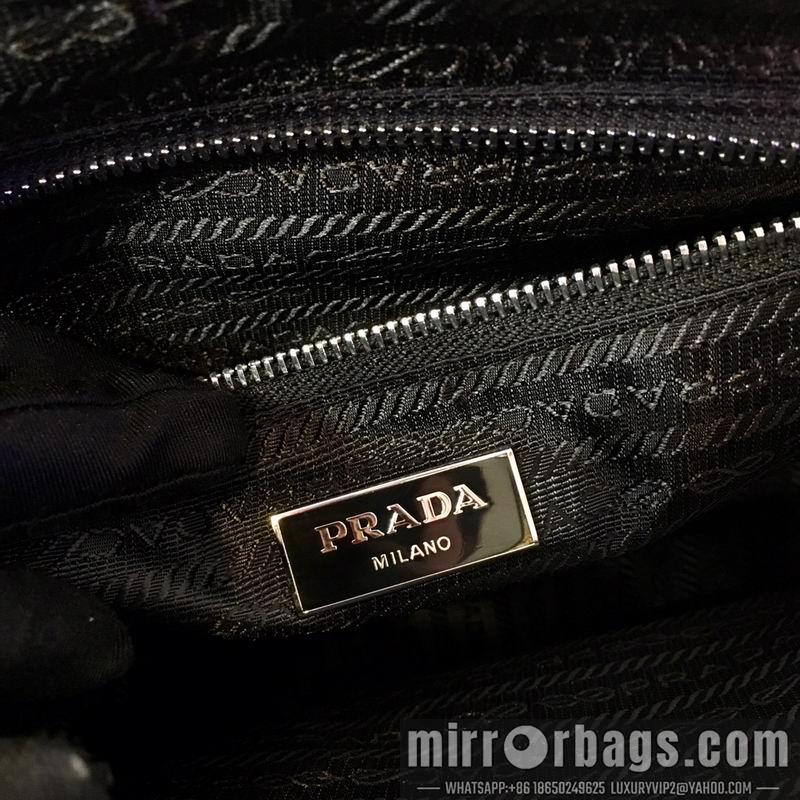 Prada Bags Re-Nylon Saffiano VA0768 32x24x12cm ap 22