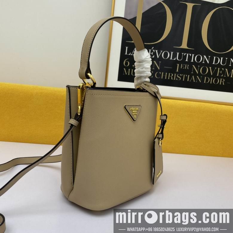 Prada Bags WW1BA219棕 21X11X18