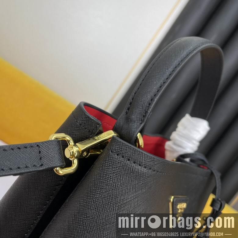 Prada Bags WW1BA213黑 23X13X22