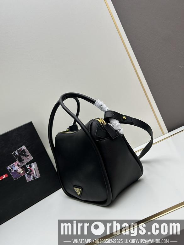 Prada Bags Prada Lindy 25x18x10.5cm jj