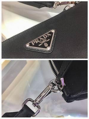 Prada Bags Re-Nylon 1BH012 25x18x4cm ap 25