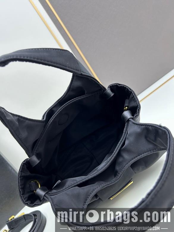 Prada Bags Prada 2493 21x16x8cm jj