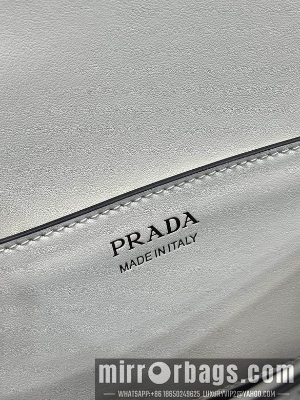 Prada Bags Prada 1BD365 20x16x6cm AP