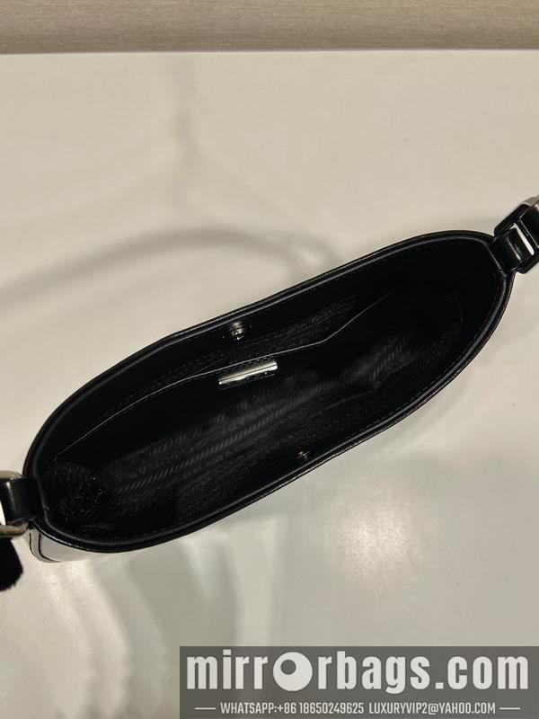 Prada Bags Prada Cleo 1BC169亮面22x18.5x4.5cm AP