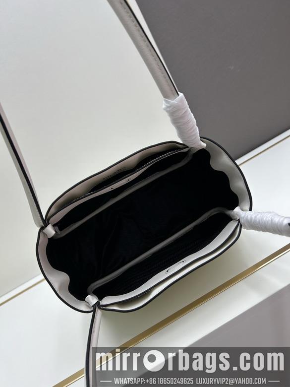 Prada Bags Prada 1BG539 25x18.5x12.5cm jj2