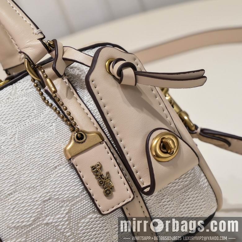 Coach Bags CA115 17.5x12x10.5cm CN