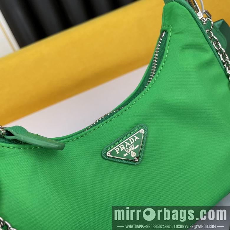 Prada Bags WW2110254 22X18X6.5