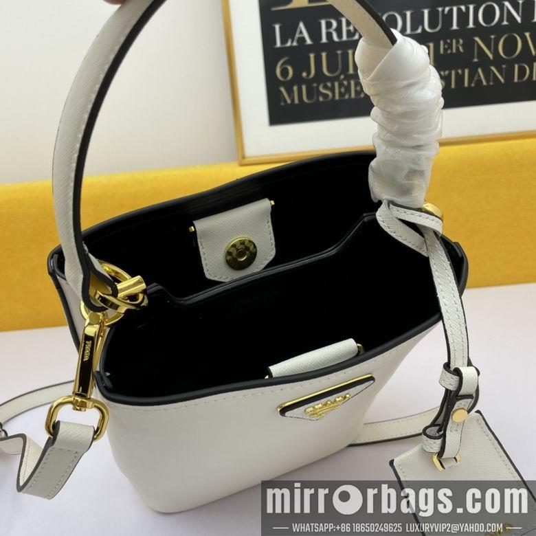 Prada Bags WW1BA219白 21X11X18