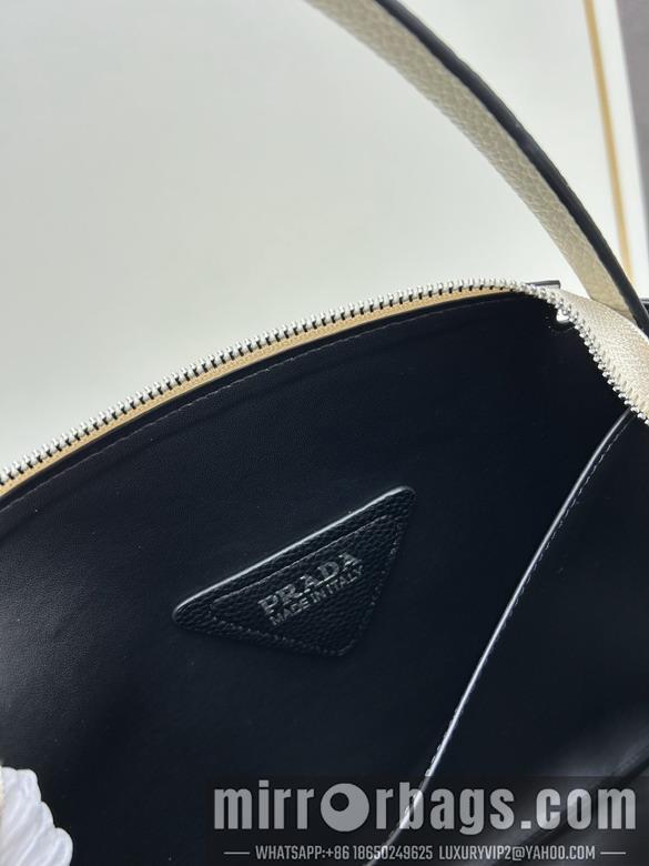 Prada Bags Prada 66206 32x26x13cm jj1