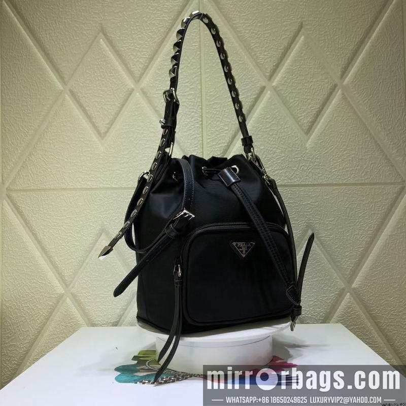 Prada Bags 938-1 17.5X22.5X13cm CN