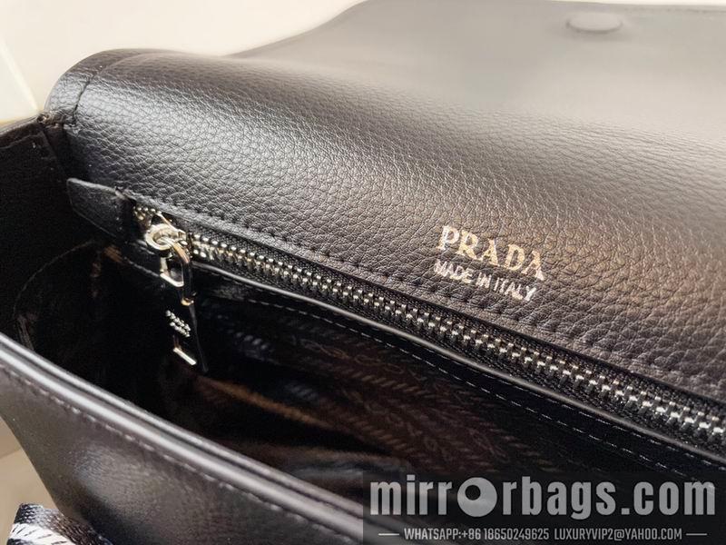 Prada Bags 1BD314 15.5x9x23cm CN