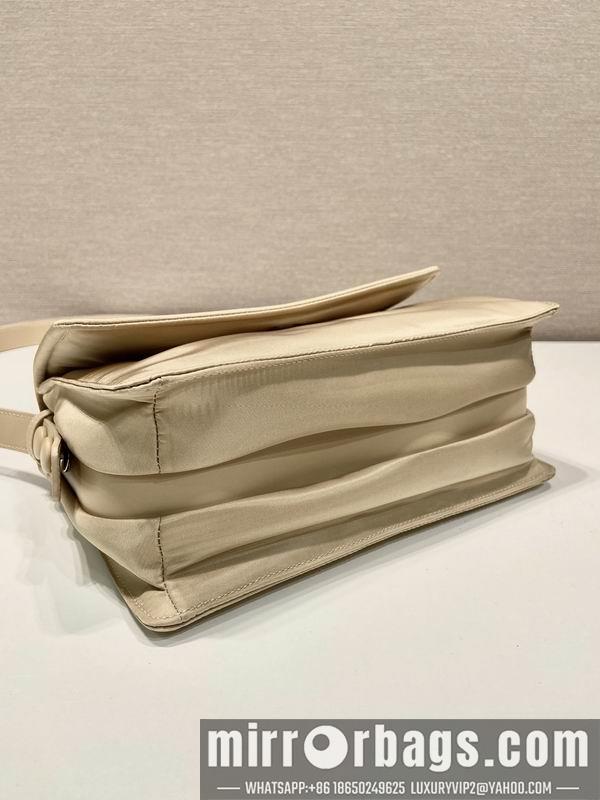 Prada Bags Prada 1BD258 23.5x18x11cm AP2色