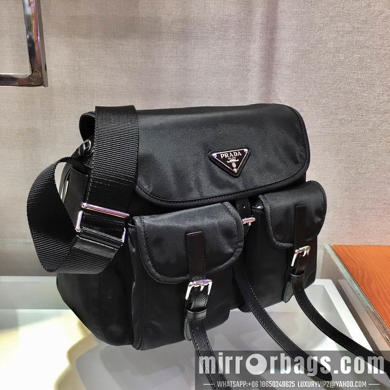 Prada Bags Re-Nylon 1BD225 30x30x12cm ap