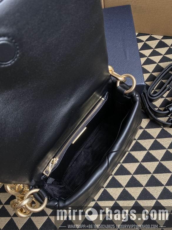 Prada Bags 1BD292A 21X15X6.5cm
