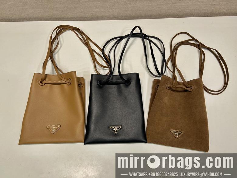 Prada Bags Prada 1BH221 17x20cm AP