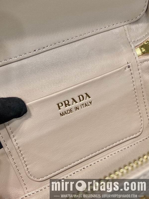 Prada Bags Prada 1BH202 18x11.5x7.5cm AP