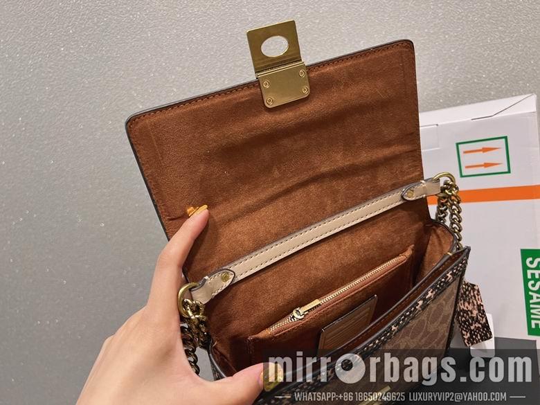 Coach Bags Hutton 21x14 CN1
