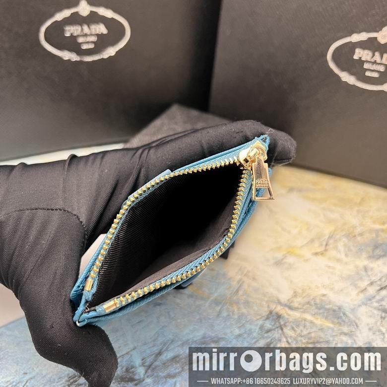 Prada Bags 7012 YG-2