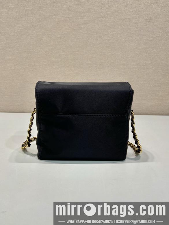 Prada Bags Prada 1BD648 18x17x5cm AP