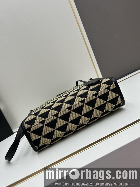 Prada Bags Prada 23140 28x22x9cm jj1