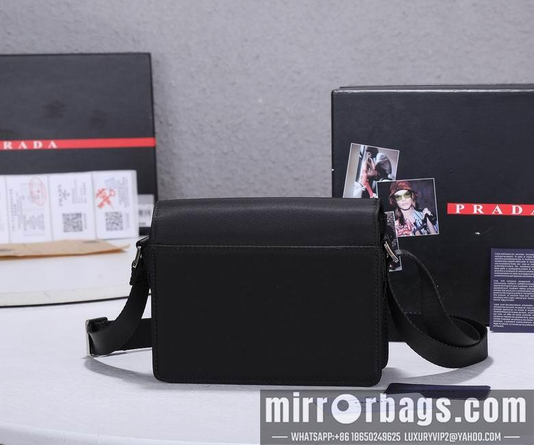 Prada Bags 015 19X6.5X15cm XMY
