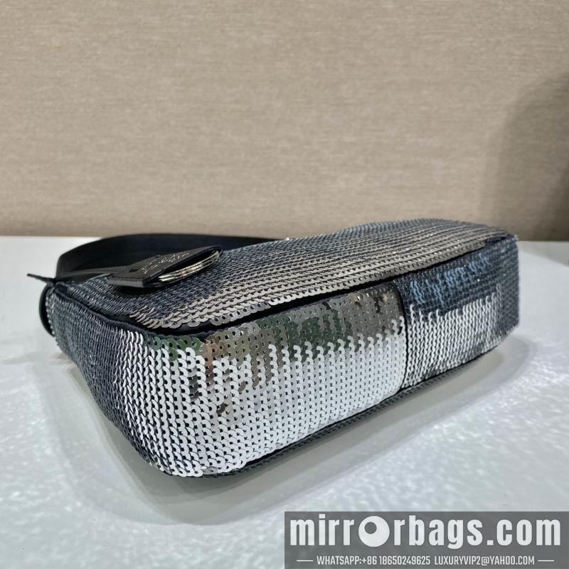 Prada Bags Re-Edition Hobo 1NE515 23x13x5cm ap 01