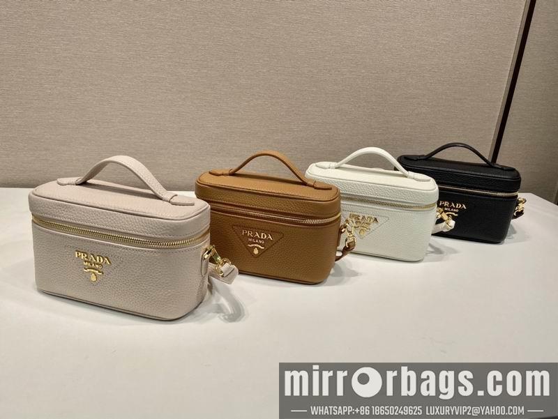 Prada Bags Prada 1BH202 18x11.5x7.5cm AP