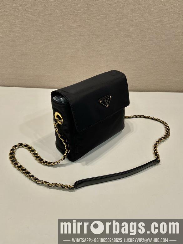 Prada Bags Prada 1BD648 18x17x5cm AP