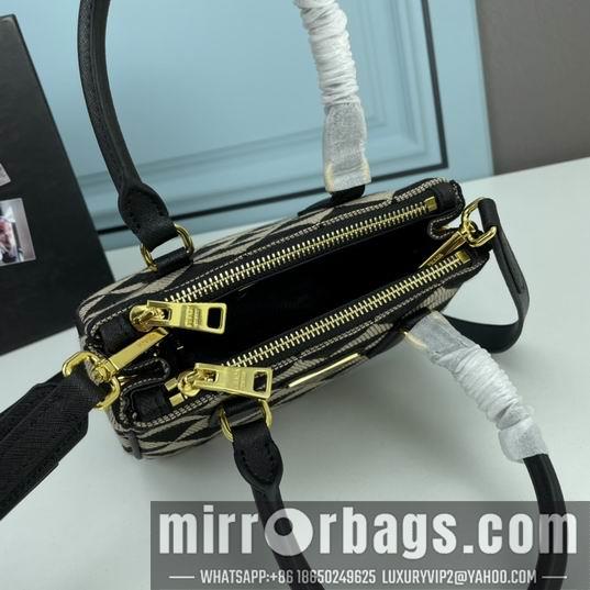Prada Bags Parda Saffiano 1BA908 20x15x9.5cm ww