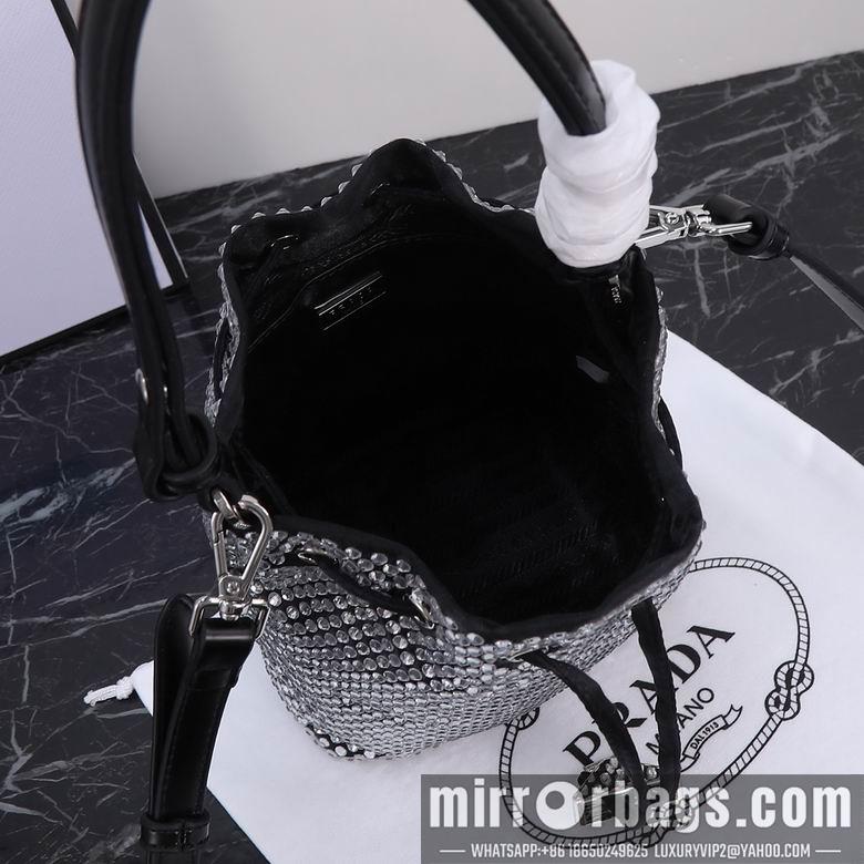 Prada Bags 1011 16X21X10cm XM 4colour