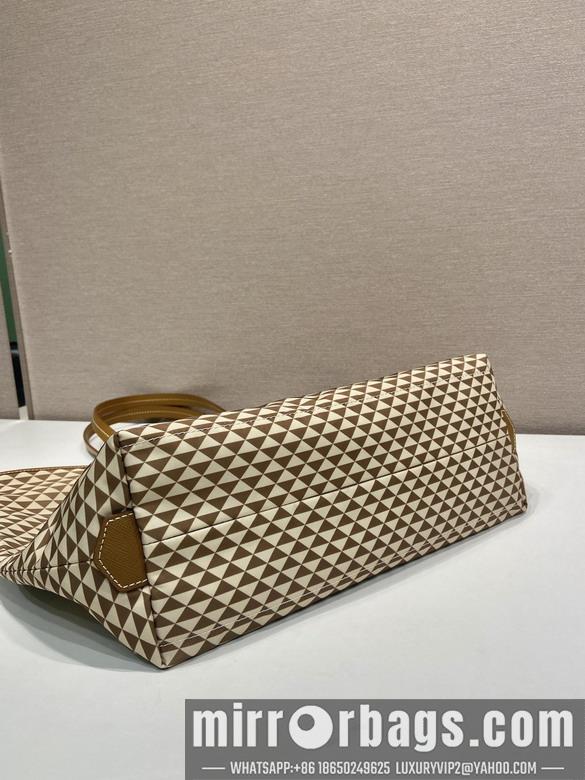 Prada Bags Prada 1BD552 33x29x14cm AP