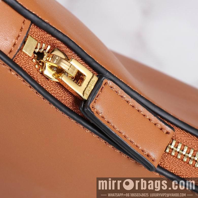 Prada Bags Prada 80188 24x14.5x7.5cm ww4色