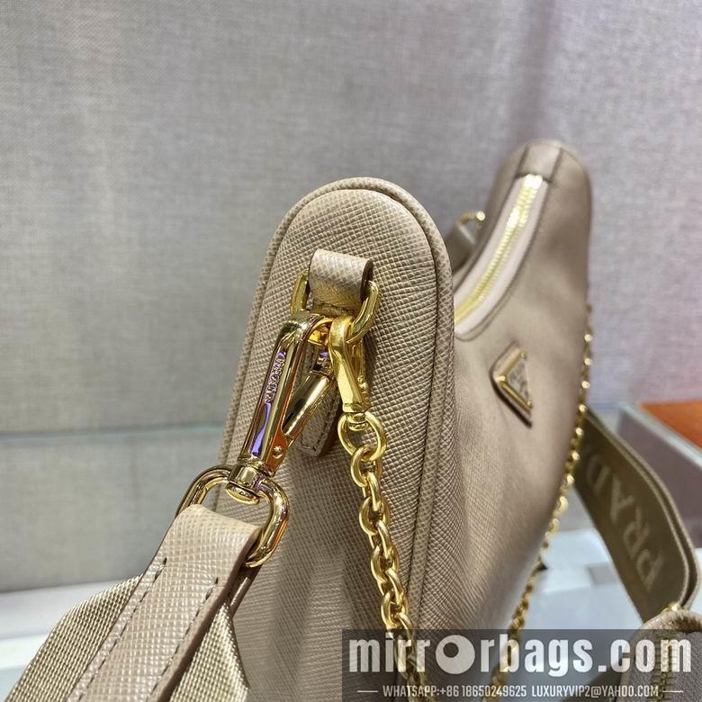 Prada Bags Re-Edition AP1BH204 23X17X6.5