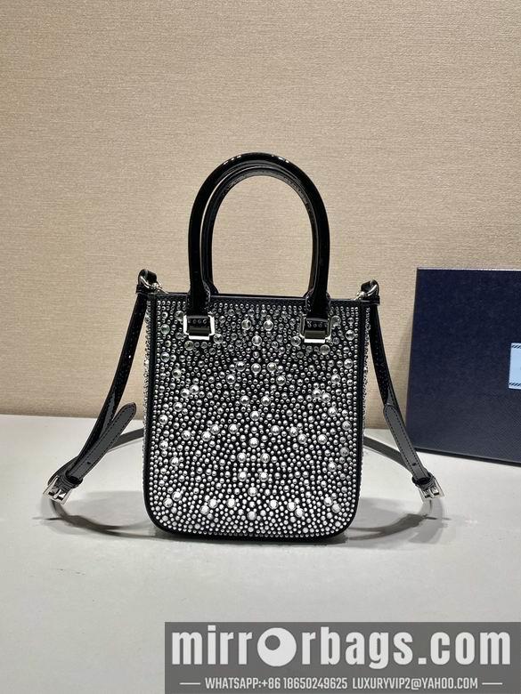 Prada Bags AP1BG331 15X17.5X5