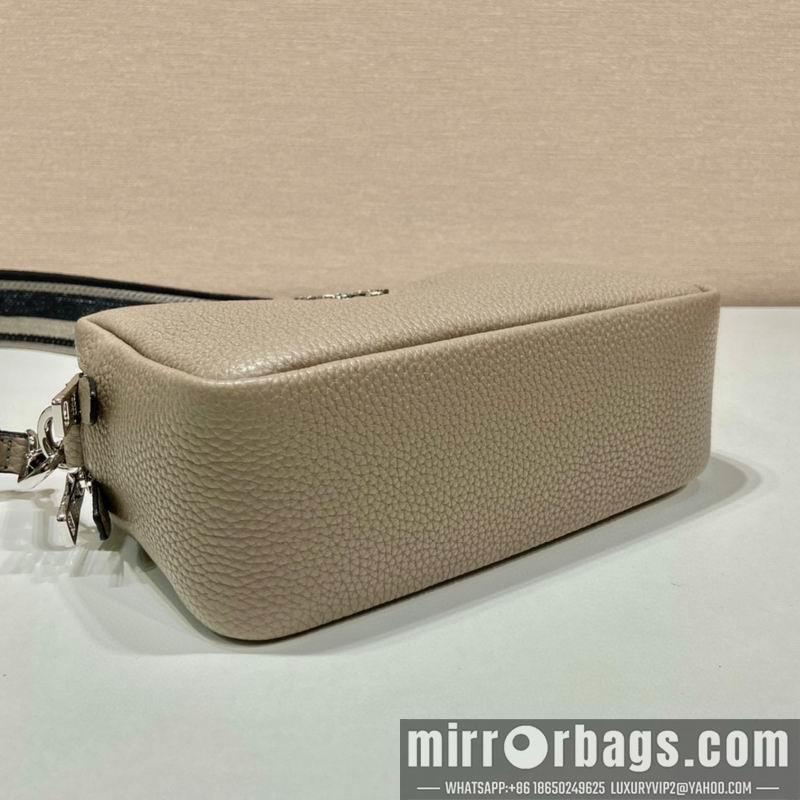 Prada Bags 1BD082 22X14X8cm Ap