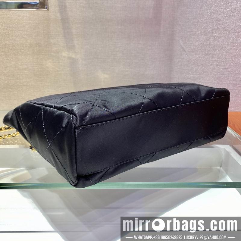 Prada Bags Vintage 1BD621 30x24x6cm ap 15