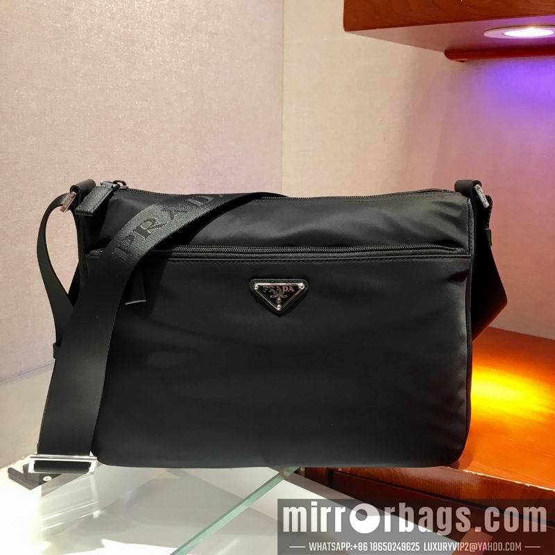 Prada Bags 1BC421 31x23x9cm ap 22