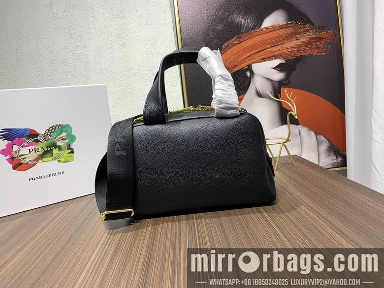 Prada Bags 0078 26X16cm XMY