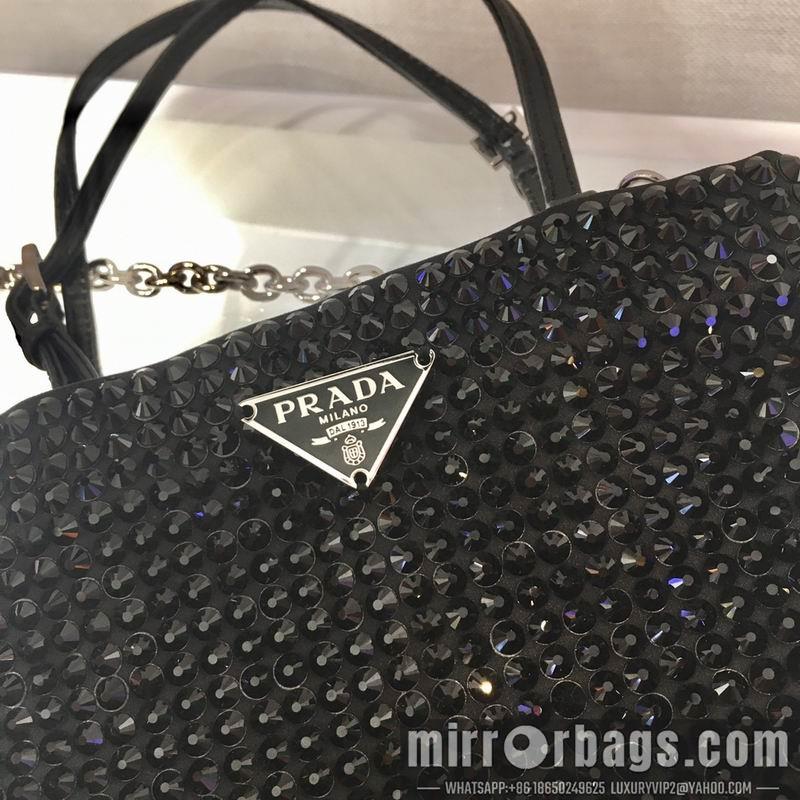 Prada Bags 1N6608 18x20cm ap 14