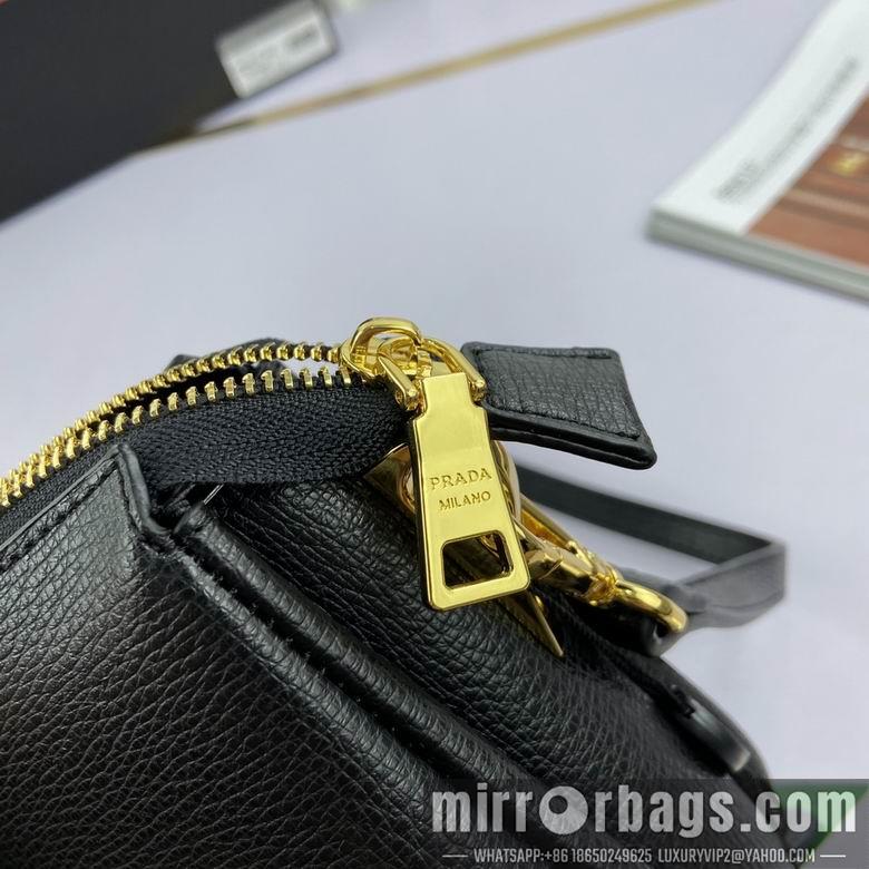 Prada Bags WW66136 21X15X9
