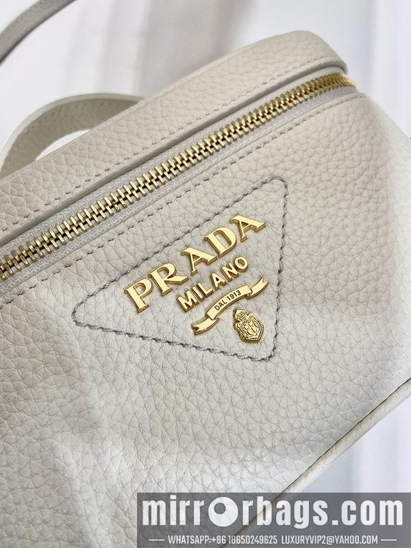Prada Bags Prada 1BH202 18x11.5x7.5cm AP