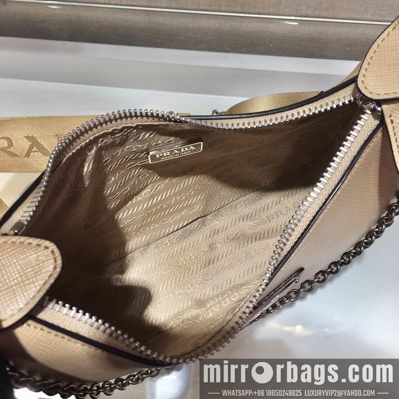 Prada Bags Re-Edition Duchesse AP1NE515 23x13x5cm