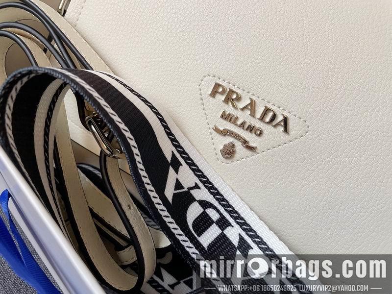 Prada Bags 1BD314 15.5x9x23cm CN