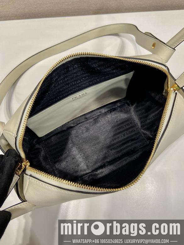 Prada Bags Prada 1BA451 25x18x10cm AP1